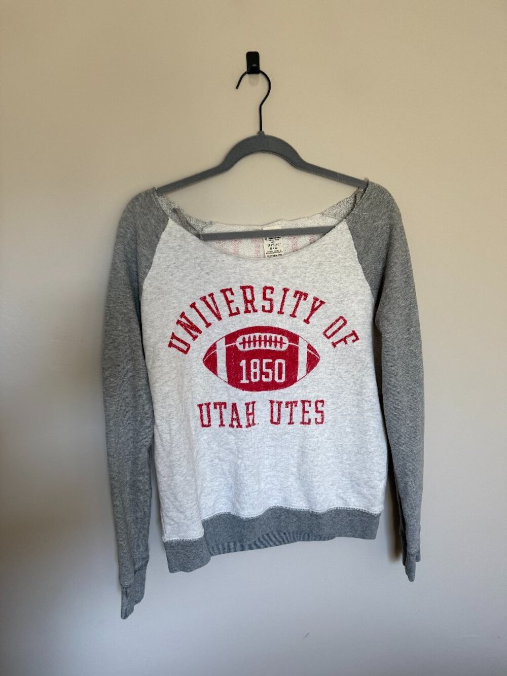PINK Victoria's Secret University of Utah Utes Football Sweatshirt M